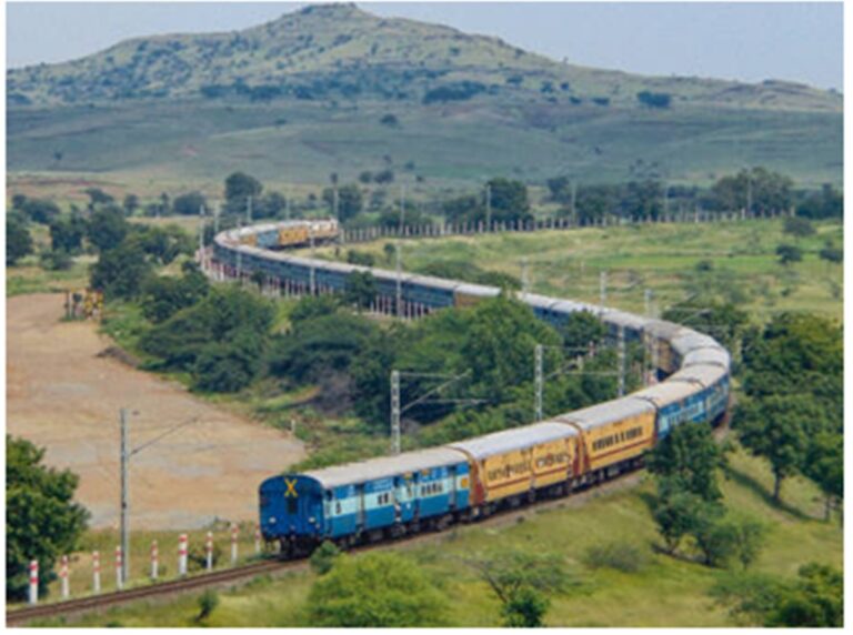 Indian Railway : जानिए आप भी भारत की सबसे लम्बी रेल यात्रा, कुछ रेल को तो करना पड़ता है 80 घंटे तक का भी सफर..