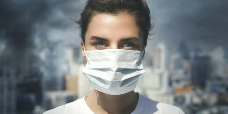 वायु प्रदूषण से युवा वयस्कों में बढ़ सकता है COVID-19 का खतरा