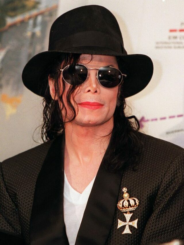 Michael Jackson Death Anniversary : माइकल जैक्सन को परफॉर्मेंस में गलती होने पर बेल्ट से पीटते थे पिता, मौत की न्यूज़ सुन सड़कों पर गिर पड़े थे लोग